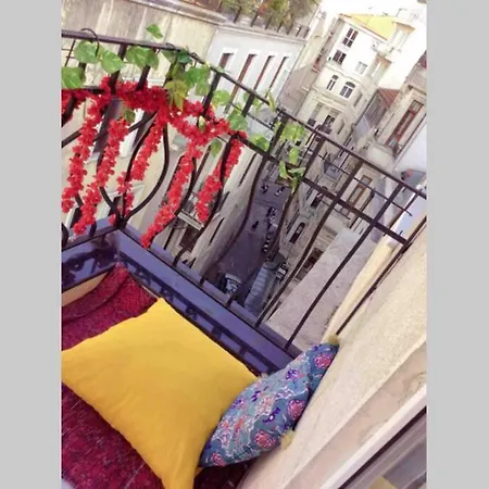 Balcony&lift&ac Flat On Istiklal