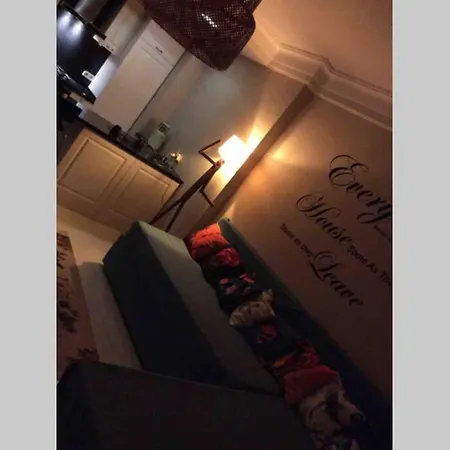 Balcony&lift&ac Flat On Istiklal