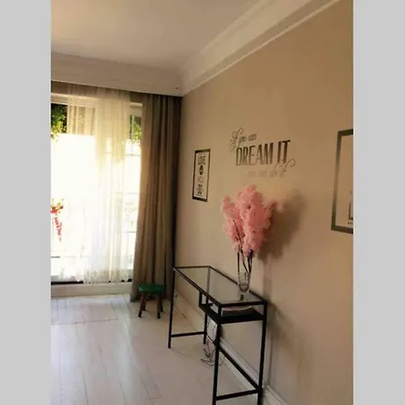 Balcony&lift&ac Flat On Istiklal